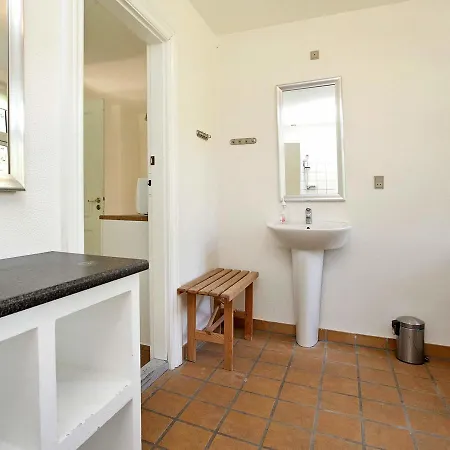 Tatil Evi Seven Bedroom Holiday In Munkebo