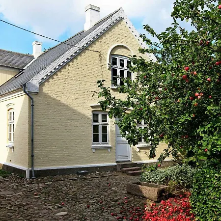 Seven Bedroom Holiday In Tatil Evi